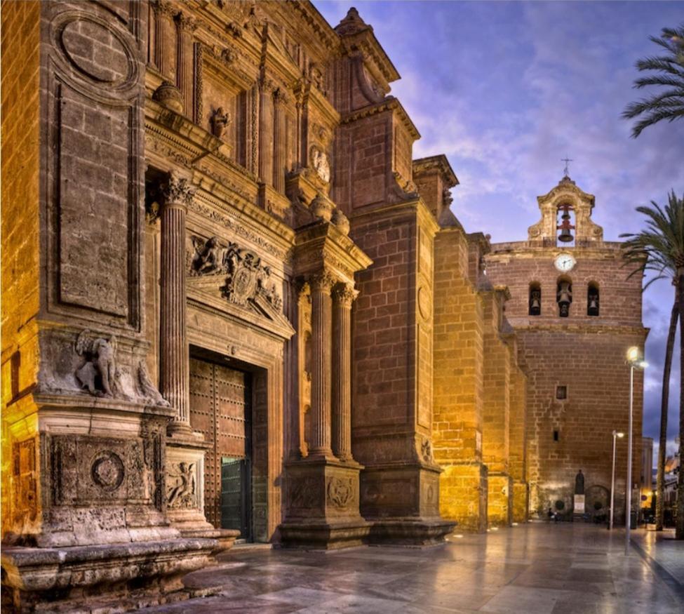 알메리아 Piso Museo Del Realismo - Catedral - Alcazaba Con Parking Gratis - Super Wifi 아파트 외부 사진
